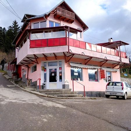 Vila Marcela Buşteni Eksteriør bilde