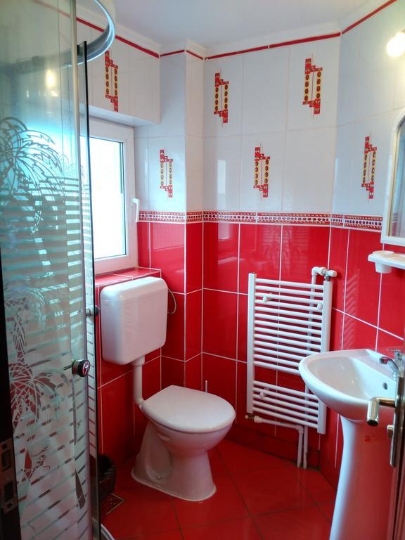 Vila Marcela Buşteni Rom bilde